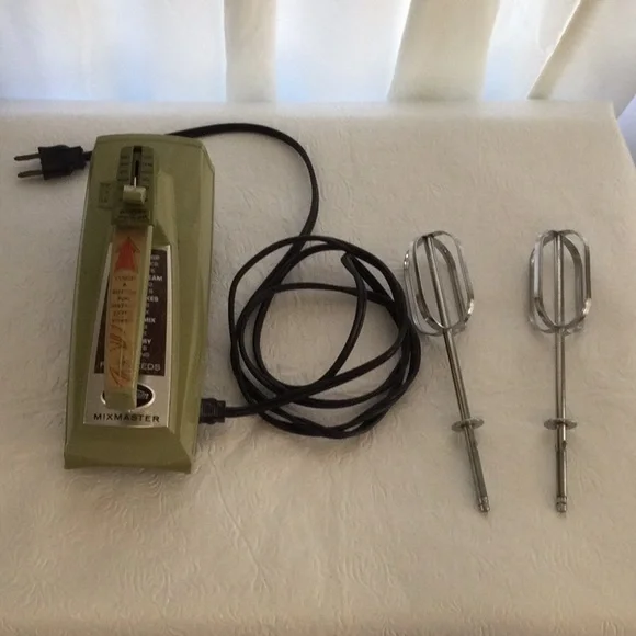 Sunbeam Mix Master Five Speed Hand Mixer Vintage Works - Picture 2 of 16